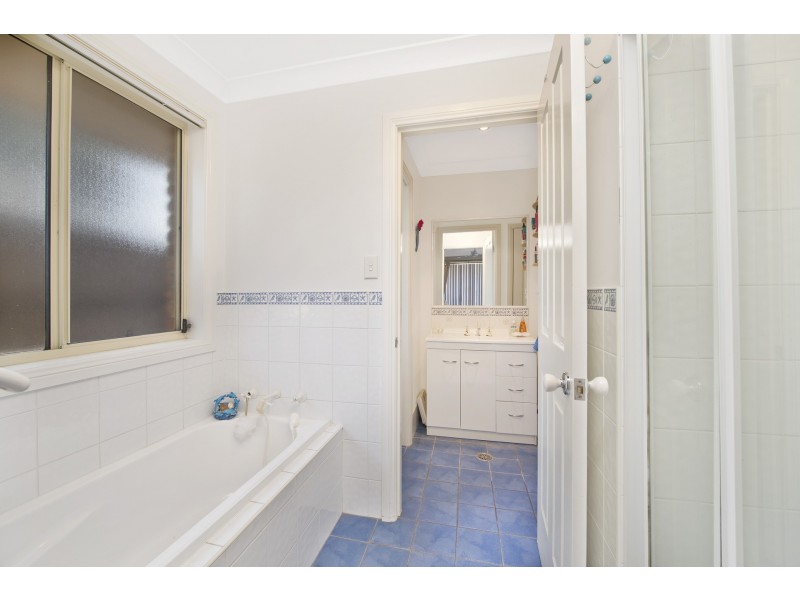 14 Deakin Close, Port Macquarie NSW 2444
