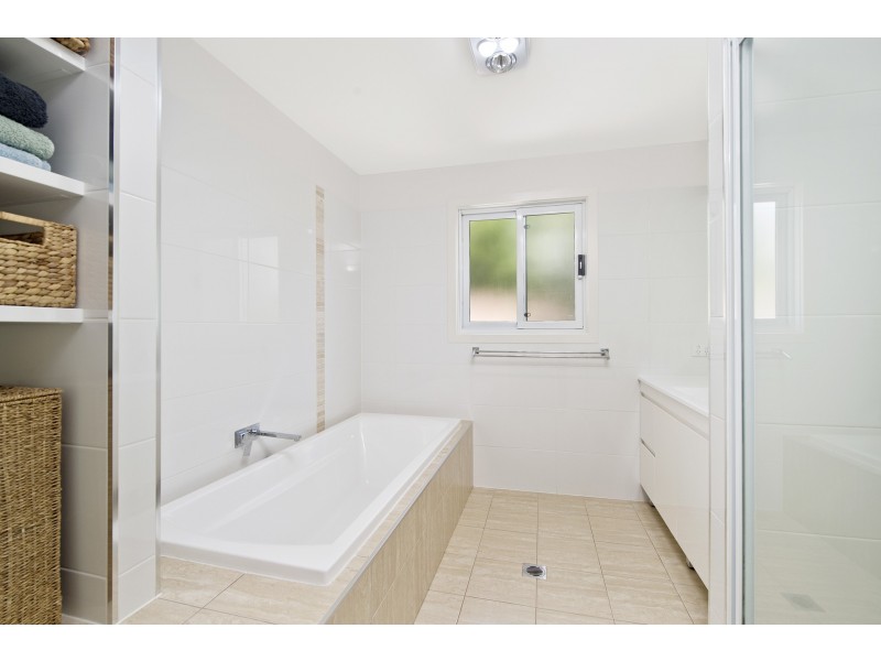 24 Alkina Avenue, Port Macquarie NSW 2444