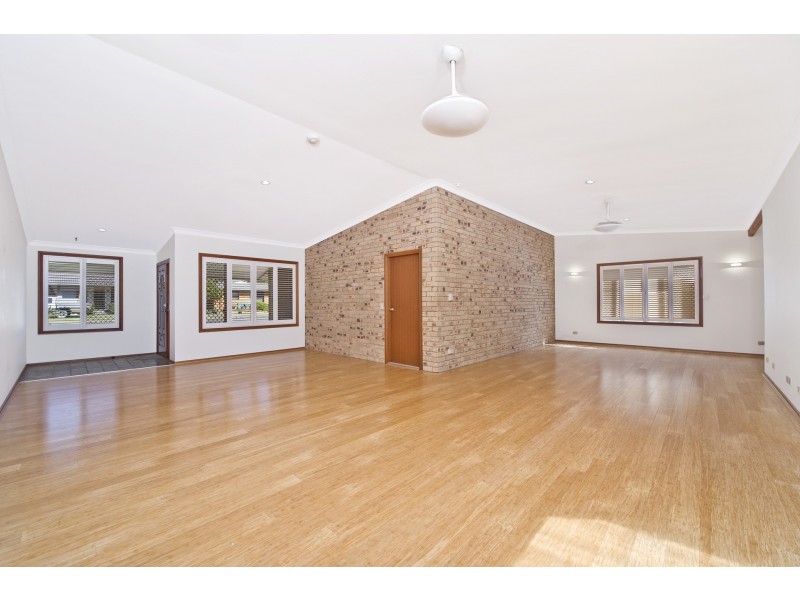 60 Chepana Street, Lake Cathie NSW 2445