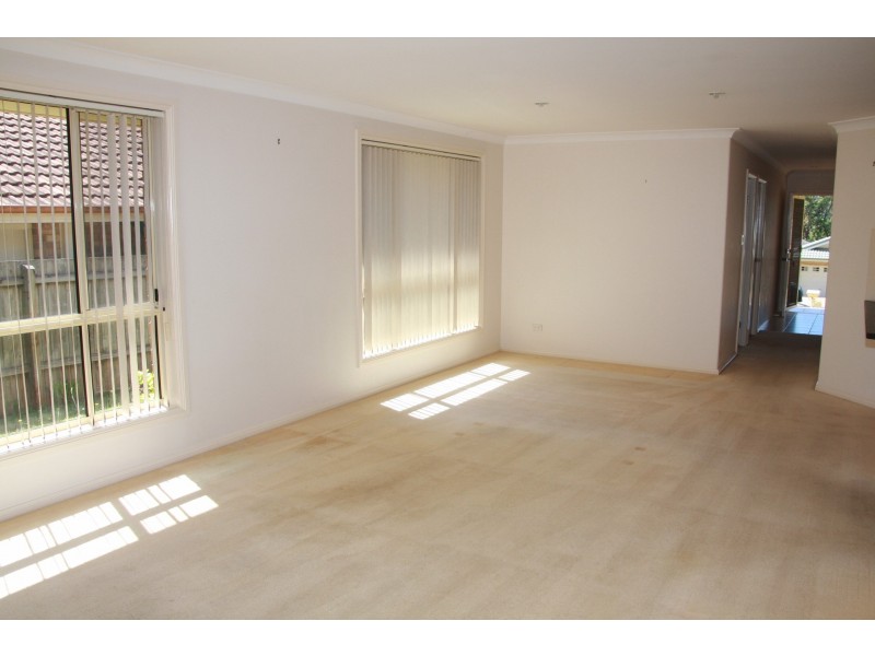 10 Deakin Close, Port Macquarie NSW 2444