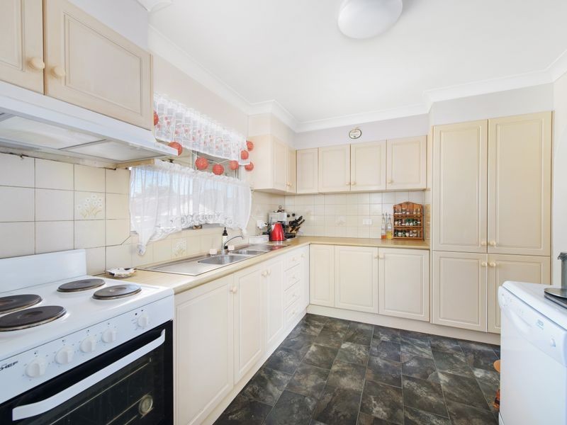 19 Hudson Avenue, Port Macquarie NSW 2444