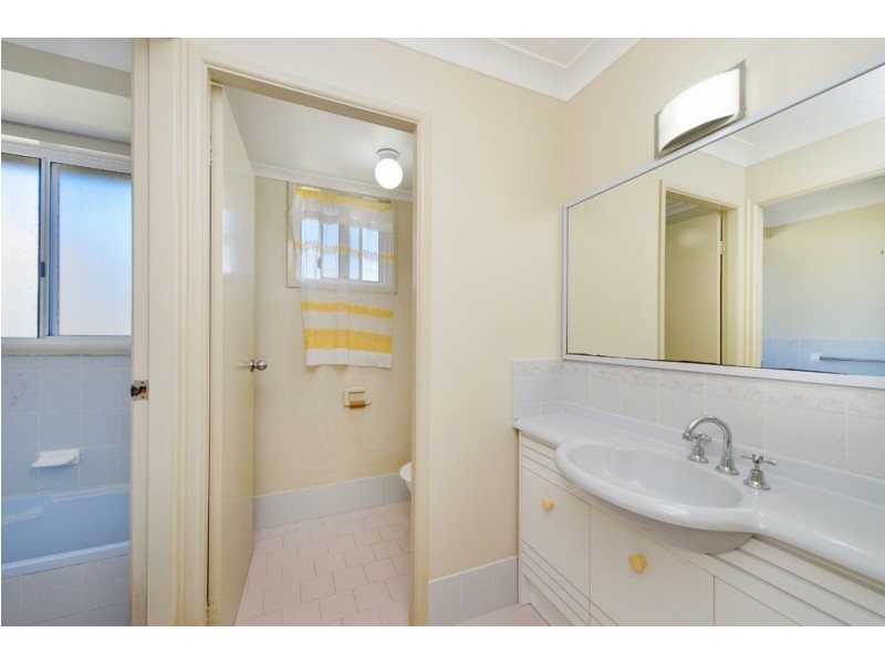 9 Livingstone Road, Port Macquarie NSW 2444