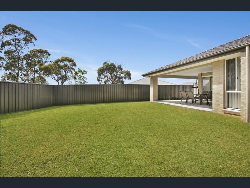 2/5 Caitlin Darcy Parkway, Port Macquarie NSW 2444