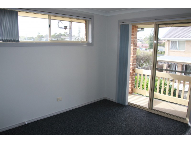 3/21 Chepana Street, Lake Cathie NSW 2445