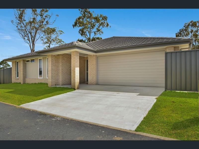 4/5 Caitlin  Darcy Parkway, Port Macquarie NSW 2444