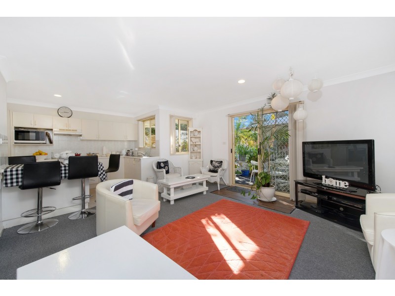 2/4-8 Glebe Close, Port Macquarie NSW 2444