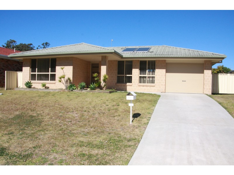 19 Bullock Drive, Wauchope NSW 2446