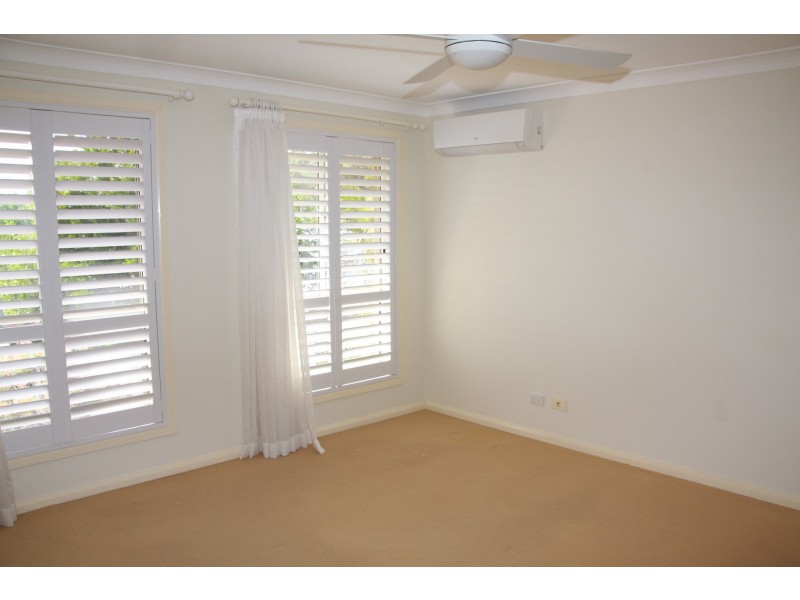 12 Denning Place, Port Macquarie NSW 2444