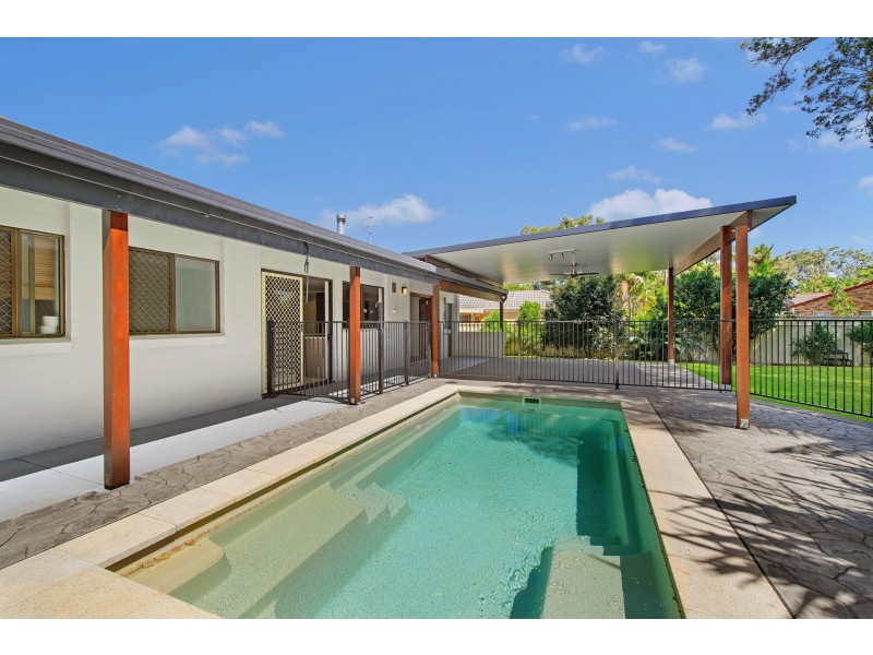 10 Banjora Place, Lake Cathie NSW 2445