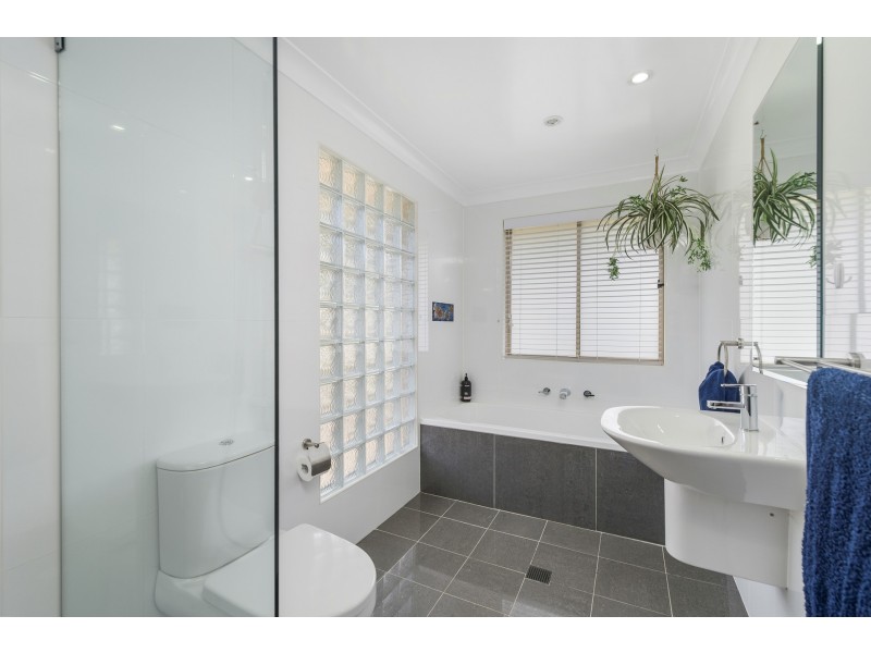 1 Ashdown Drive, Port Macquarie NSW 2444