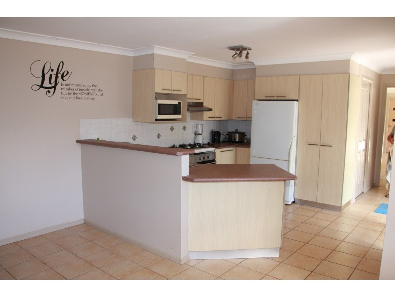 16 Tall Timbers, Lake Innes NSW 2446