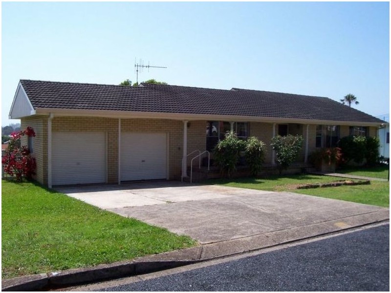 4 Fowler Close, Port Macquarie NSW 2444