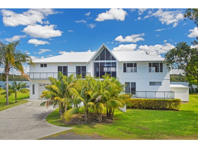 19 Riverside Drive, Port Macquarie NSW 2444