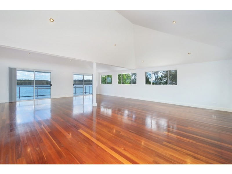 19 Riverside Drive, Port Macquarie NSW 2444