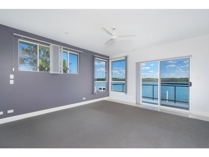 19 Riverside Drive, Port Macquarie NSW 2444