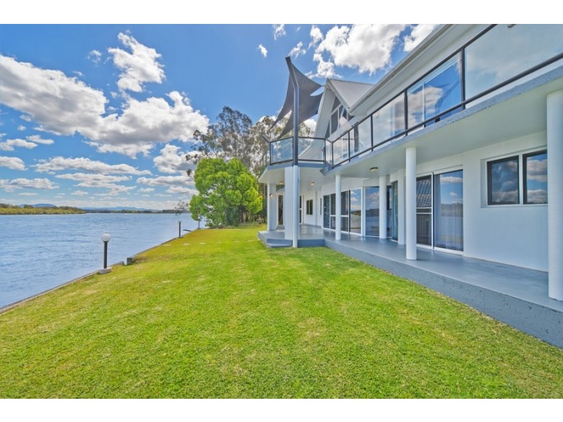 19 Riverside Drive, Port Macquarie NSW 2444