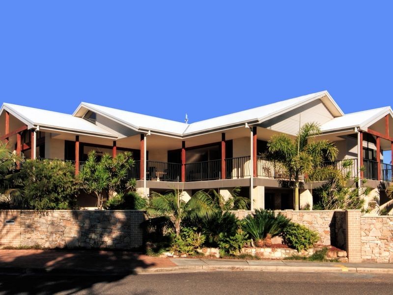 30 Bundella Avenue, Lake Cathie NSW 2445