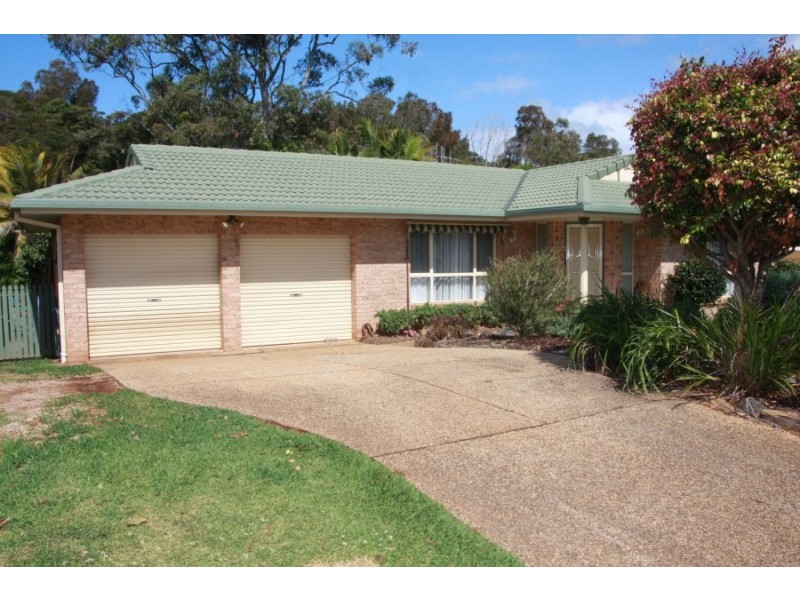 33 Crestwood Drive, Port Macquarie NSW 2444