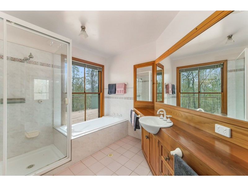 55 Tall Timber Road, Lake Innes NSW 2446