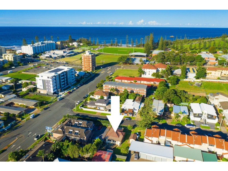 1 Golf Street, Port Macquarie NSW 2444