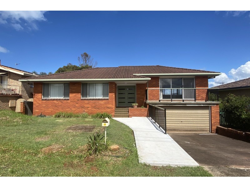 17 Kennedy Drive, Port Macquarie NSW 2444