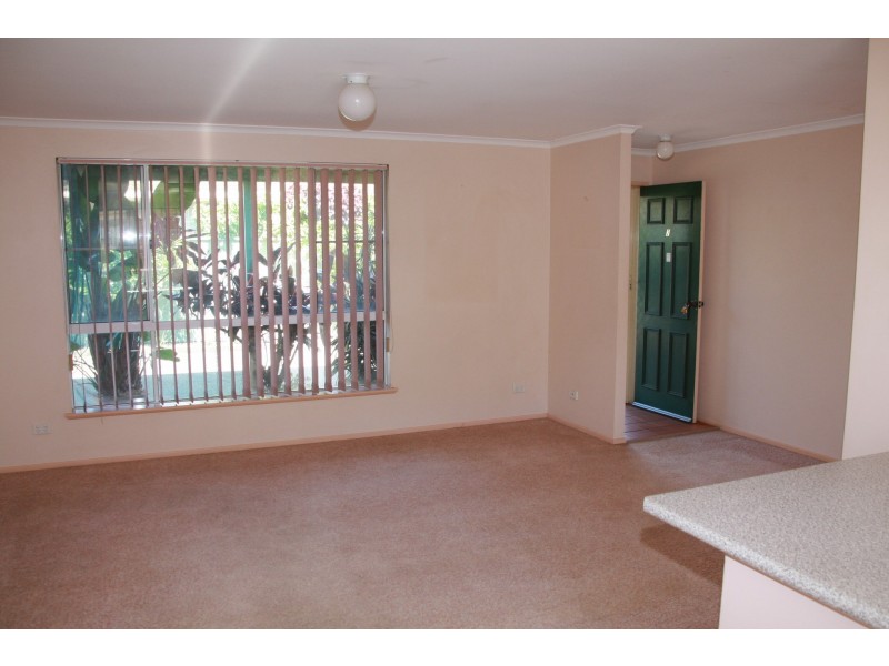 2/6 Ackroyd Street, Port Macquarie NSW 2444