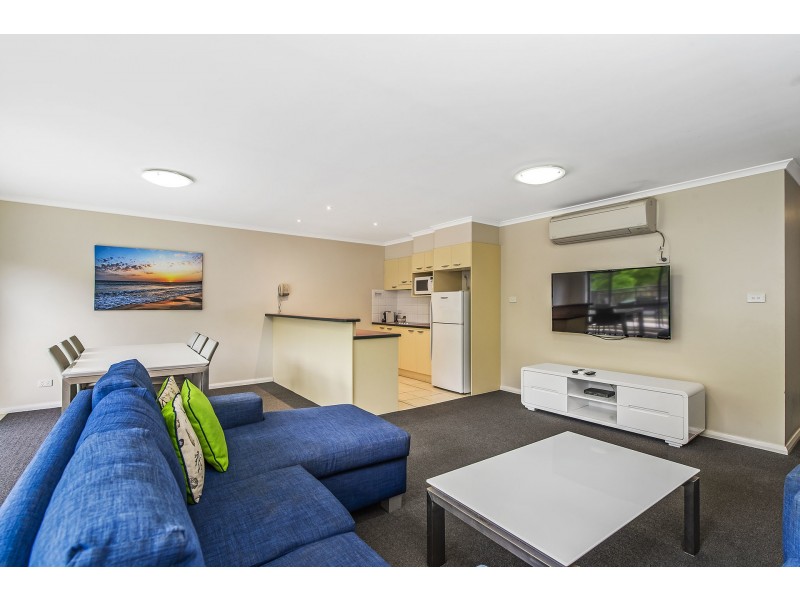 215/68 Pacific Drive, Port Macquarie NSW 2444