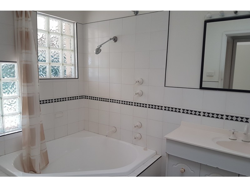 29 Crummer Street, Port Macquarie NSW 2444