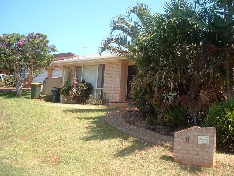 11 Wiruna Road, Port Macquarie NSW 2444
