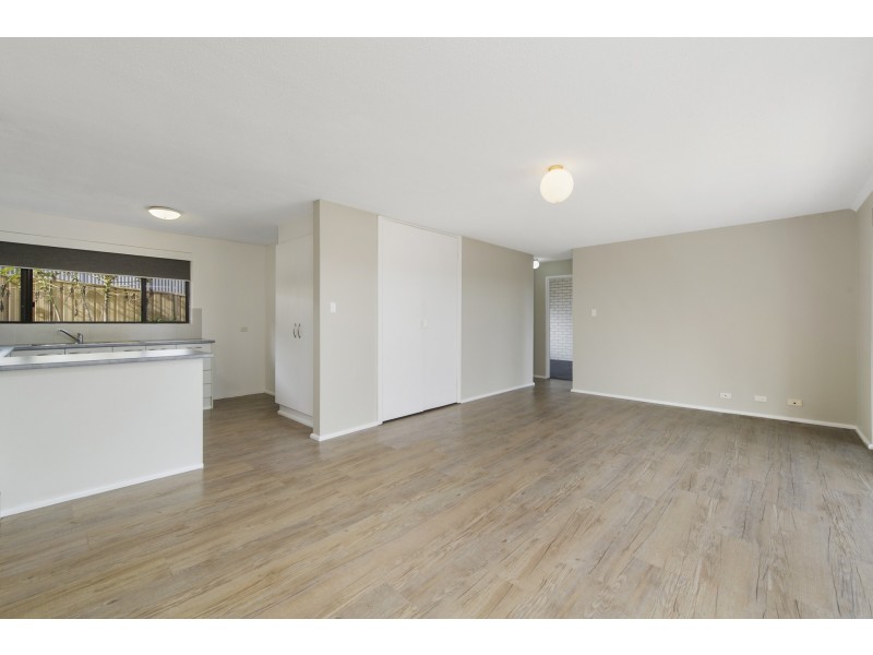 2/2 Oxley Crescent, Port Macquarie NSW 2444