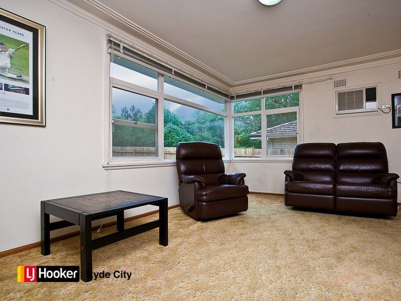 48 Ku-ring-gai Chase Road, Mount Colah NSW 2079