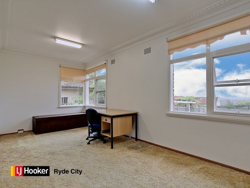 48 Ku-ring-gai Chase Road, Mount Colah NSW 2079