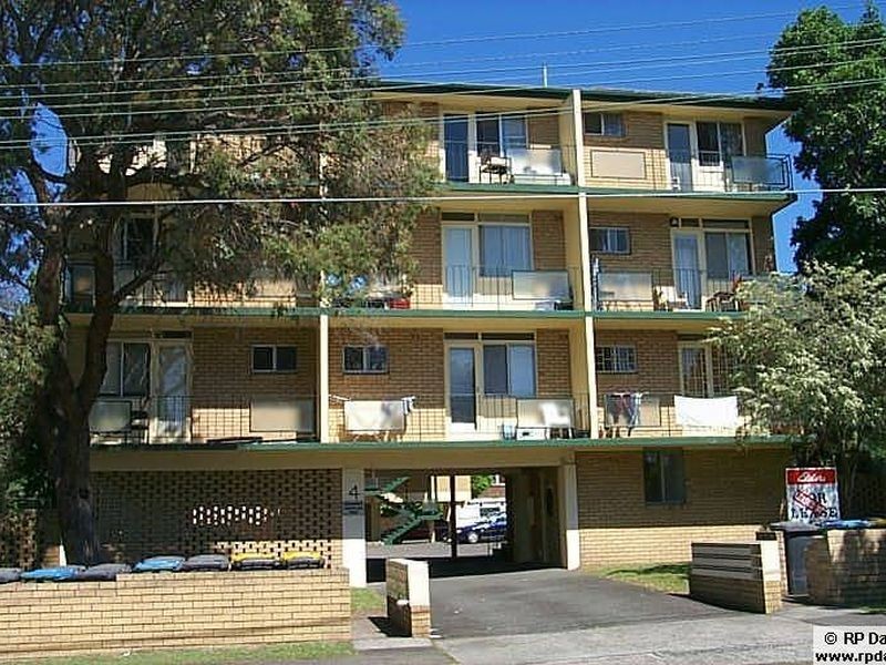 32/4 Bank Street, Meadowbank NSW 2114