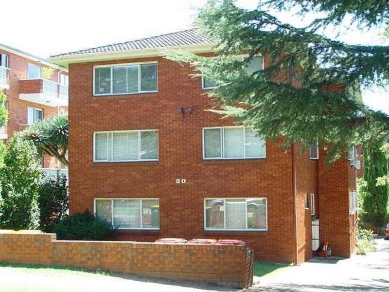 2/20 Bank Street, Meadowbank NSW 2114