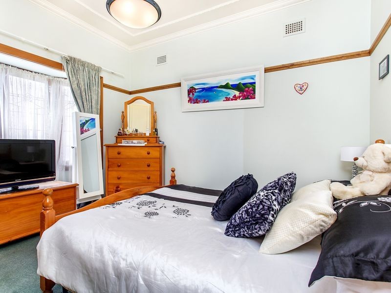 62 Griffiths Avenue, West Ryde NSW 2114