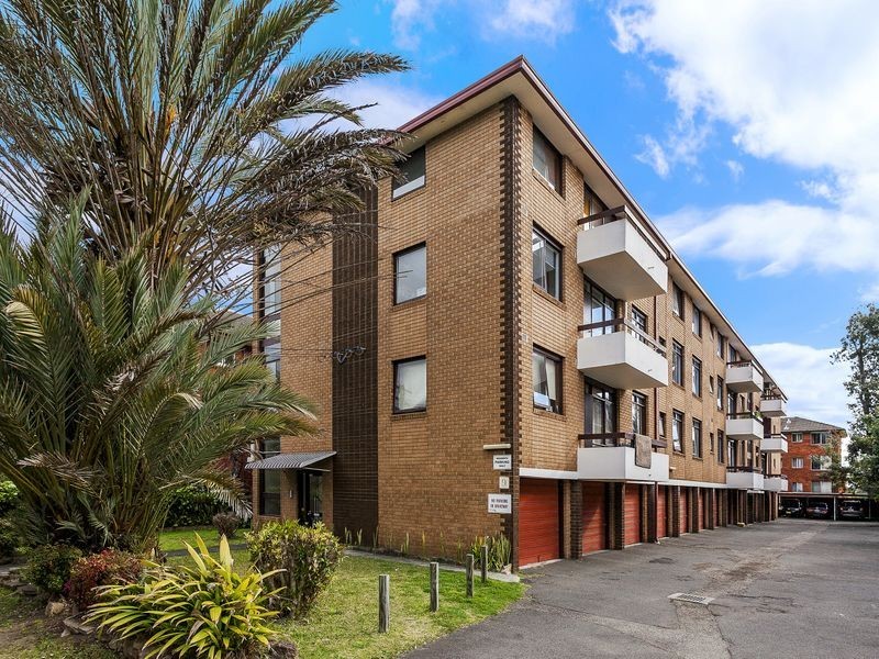 12/9 Bank Street, Meadowbank NSW 2114