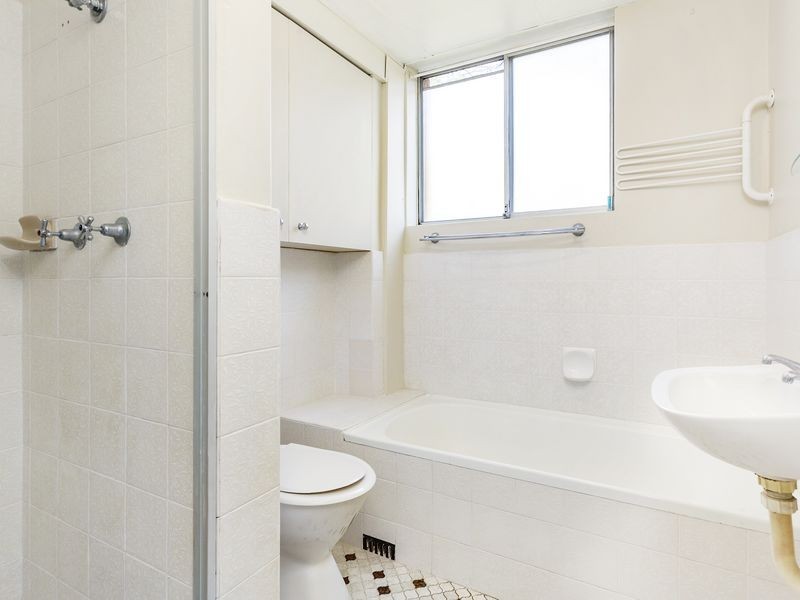 1/11 Cottonwood Crescent, Macquarie Park NSW 2113