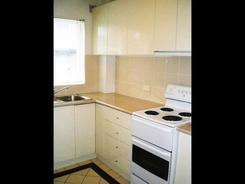 8/12 Curzon Street, Ryde NSW 2112