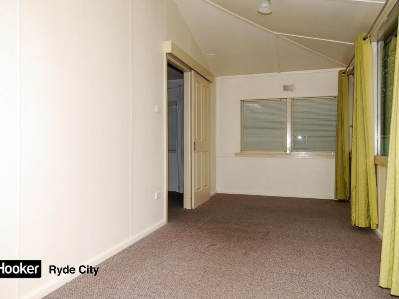 2/31 Sunnymeade Close, Asquith NSW 2077