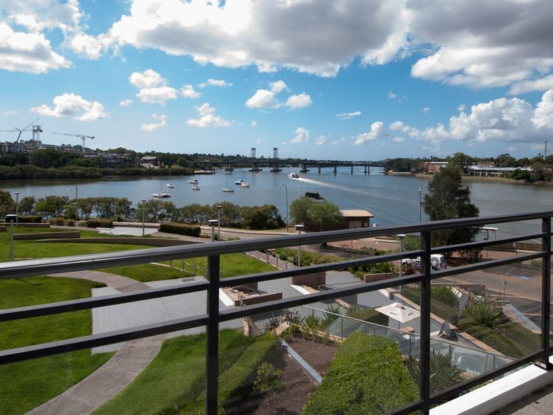 14/2 Bay Street, Meadowbank NSW 2114