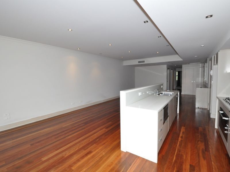 14/2 Bay Street, Meadowbank NSW 2114