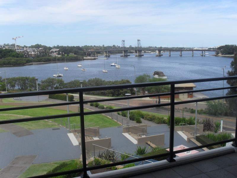 14/2 Bay Street, Meadowbank NSW 2114