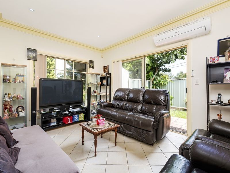 1/25 Samuel Street, Ryde NSW 2112