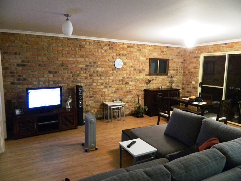 2/11 Banjora Place, Lake Cathie NSW 2445