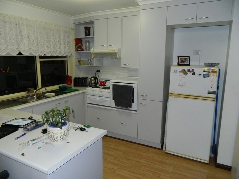 2/11 Banjora Place, Lake Cathie NSW 2445