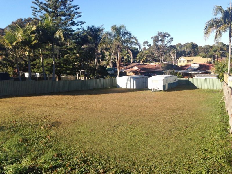 6 Cathie Circuit, Lake Cathie NSW 2445