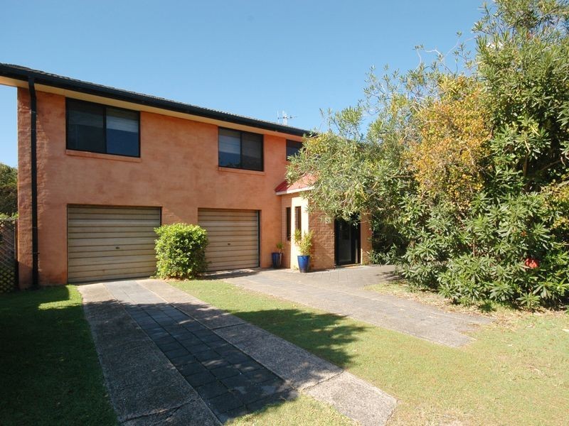 66 Chepana Street, Lake Cathie NSW 2445