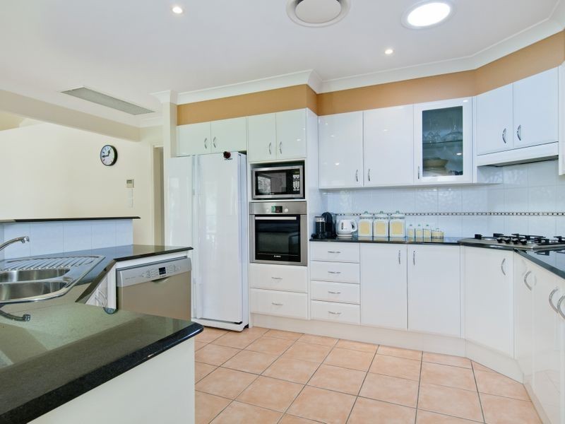 4 Sheoak Place, Lake Cathie NSW 2445