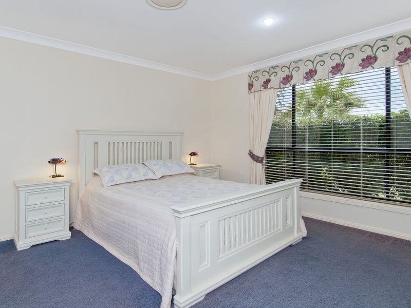 4 Sheoak Place, Lake Cathie NSW 2445