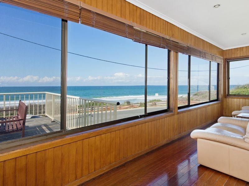 29 Illaroo Road, Lake Cathie NSW 2445